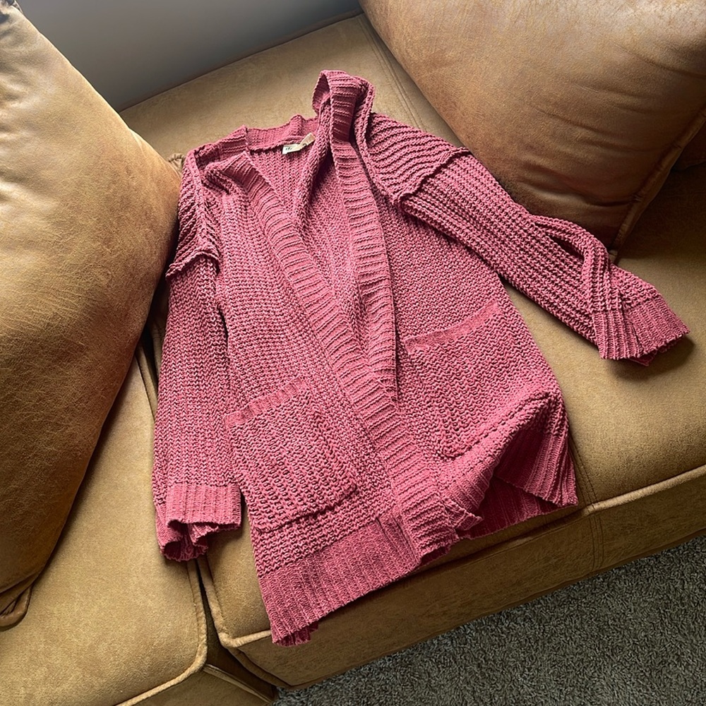 Red/pink cardigan with pockets